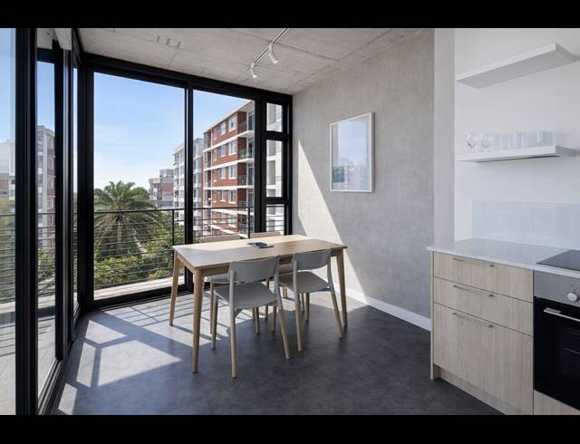 1 BEDROOM APARTMENT FOR SALE IN SEA POINT